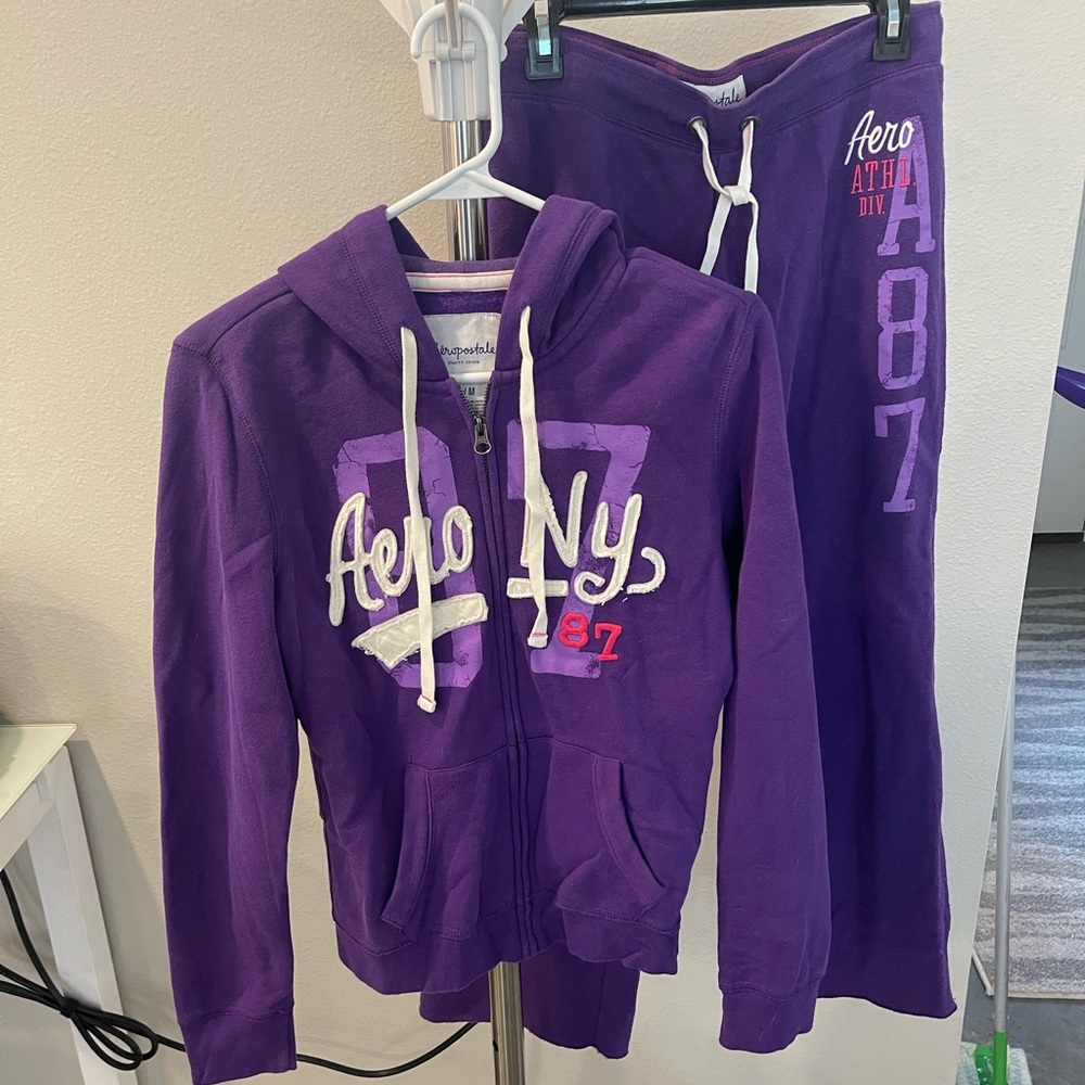 Aeropostale sweatsuit size medium